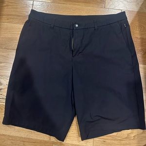 Lululemon Commission Classic shorts